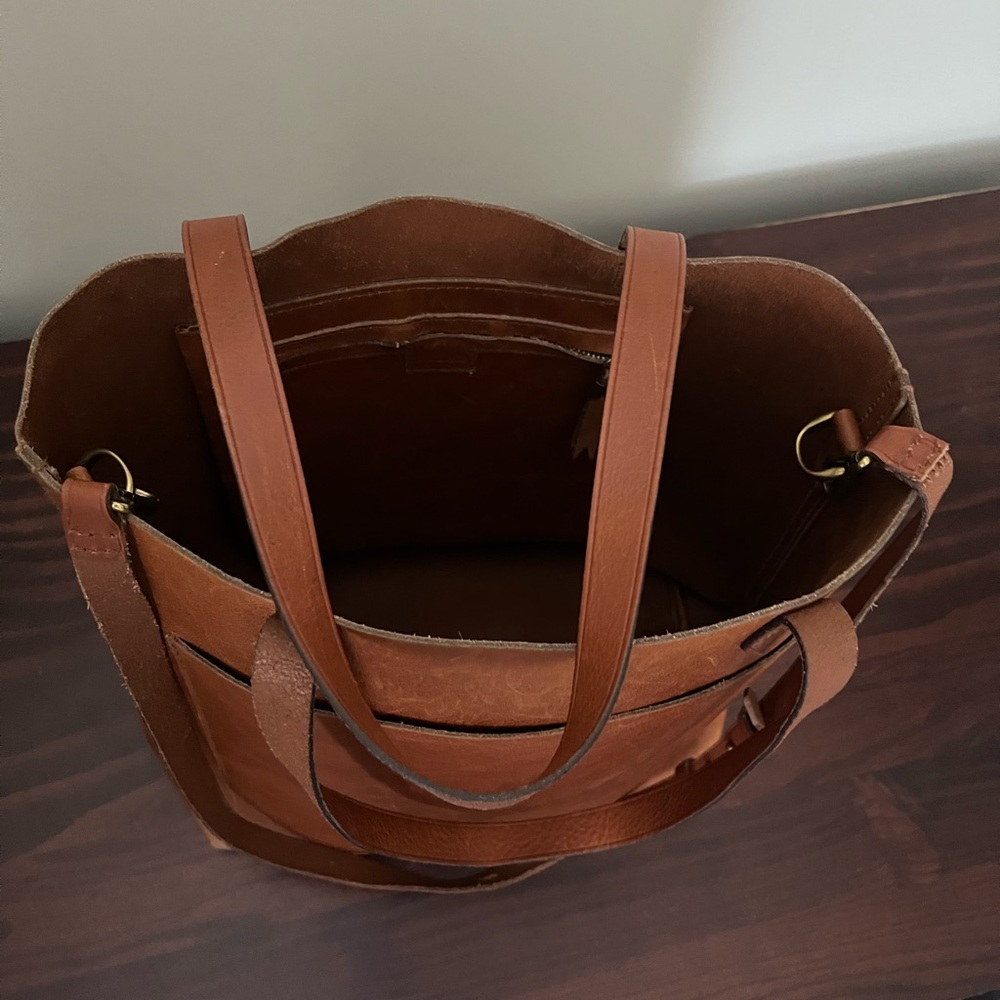 Madewell medium leather transport tote - Picture 9 of 10